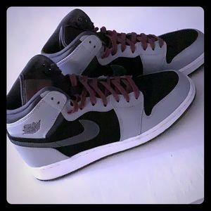 Air Jordan Retro High Tops